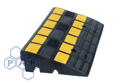 RKR929 & RKR108 - Black & Yellow Rubber Kerb Ramp